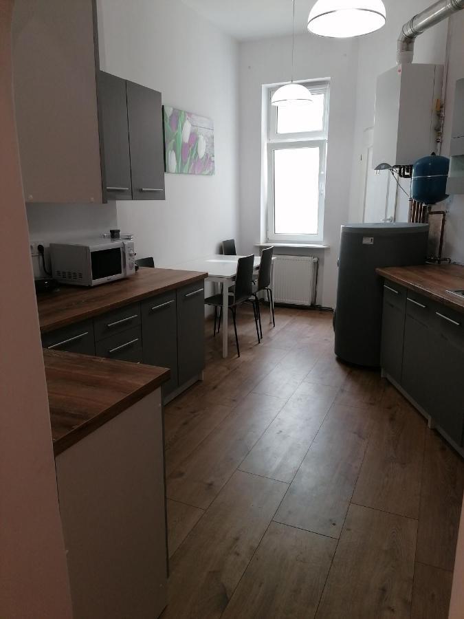 Hostel Tulip - Pokoj Jednoosobowy Nr 1 Ze Wspolna Lazienka I Kuchnia Щецин Екстер'єр фото