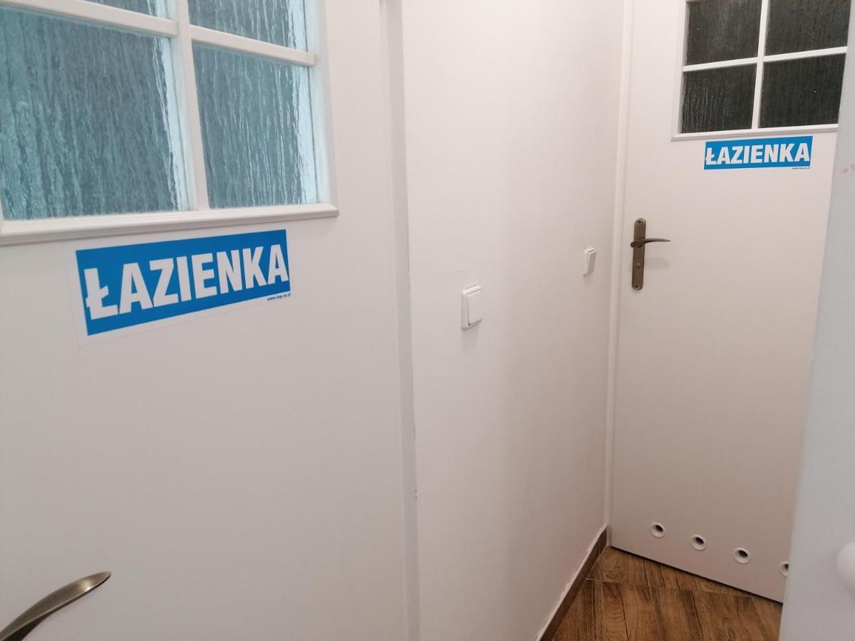 Hostel Tulip - Pokoj Jednoosobowy Nr 1 Ze Wspolna Lazienka I Kuchnia Щецин Екстер'єр фото
