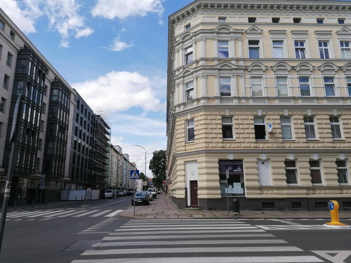 Hostel Tulip - Pokoj Jednoosobowy Nr 1 Ze Wspolna Lazienka I Kuchnia Щецин Екстер'єр фото